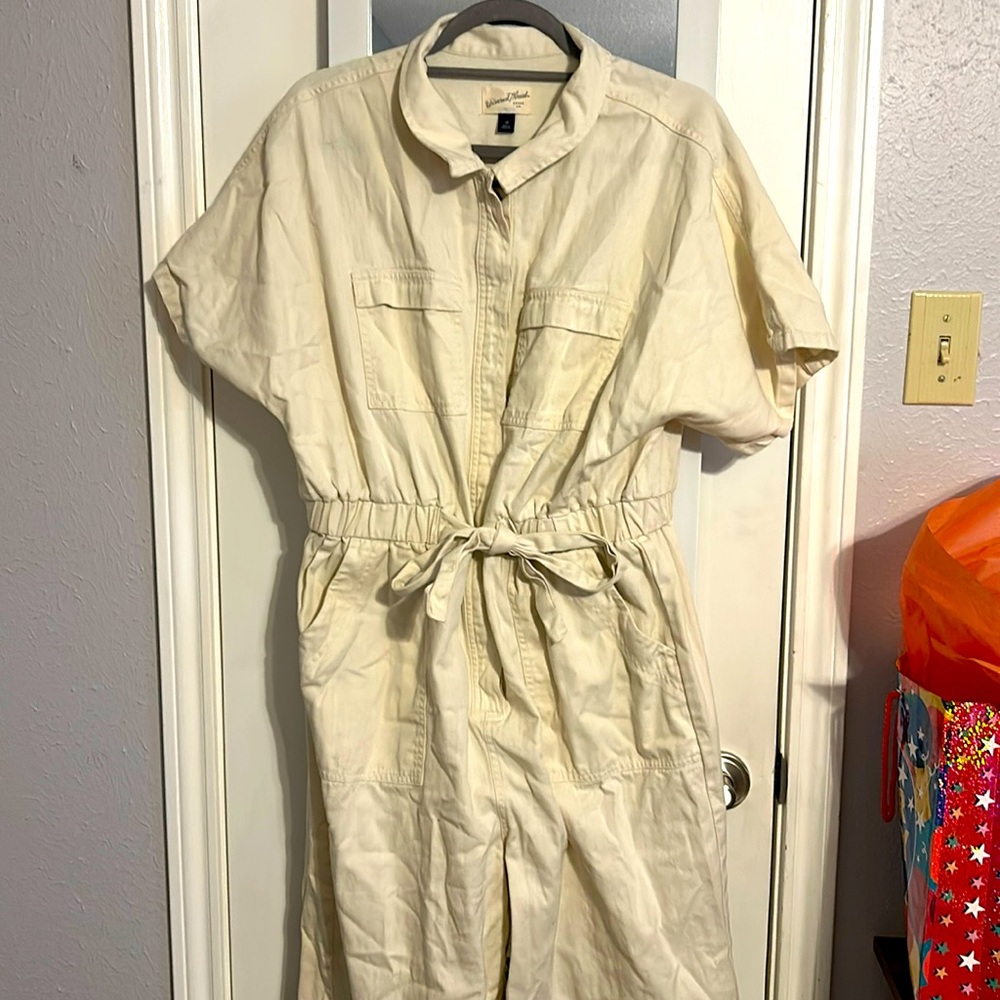 Universal Thread beige cream short sleeve jumpsuit